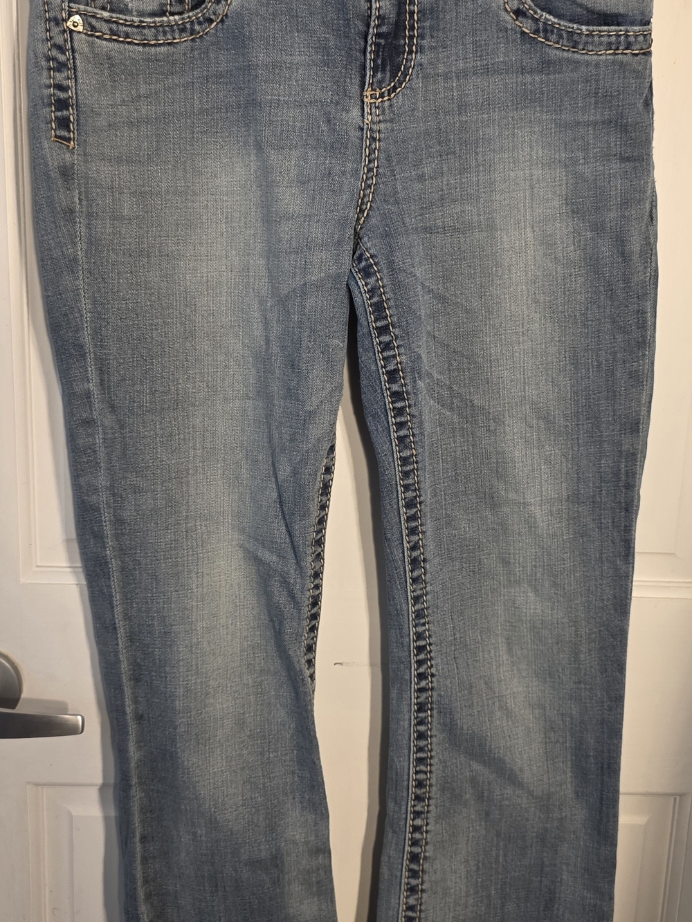 Kut by the Kloth Jeans. Size 8 Bootcut